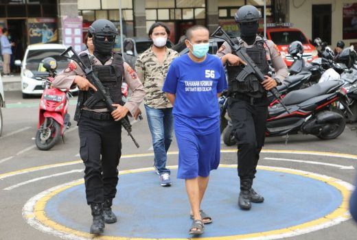 Janjikan Jadi Anggota Polri, Polisi Gadungan di Cilacap Ditangkap - GenPI.co JATENG