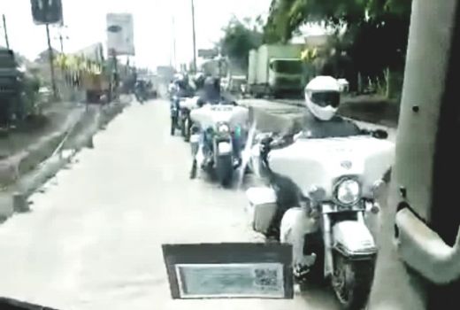 Heboh! Aksi Pengendara Moge Lawan Arus di Batang, Ini Penjelasan Polisi - GenPI.co JATENG