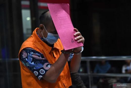 Parah! Bupati Pemalang Nonaktif Diduga Terima Uang Suap dari Pengelola Pasar - GenPI.co JATENG