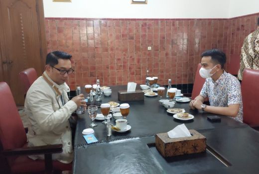 Akhirnya! Ridwan Kamil Jumpa Gibran, Bahas Apa Ya? - GenPI.co JATENG