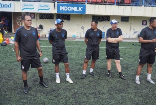 PSIS Semarang Gaet Pelatih Kiper Baru, Ini Sosoknya - GenPI.co JATENG