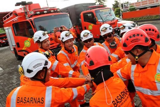 Bantu Penanganan Gempa di Cianjur, Basarnas Cilacap Kirim Rescuer - GenPI.co JATENG