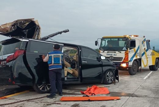 Kronologi Kecelakaan Maut di Tol Semarang-Solo, 3 Orang Tewas dan 2 Luka-Luka - GenPI.co JATENG