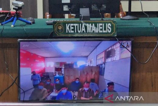 8 Kades di Demak Terdakwa Suap Seleksi Perangkat Desa Mulai Diadili - GenPI.co JATENG