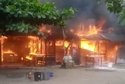 Pasar Ngaliyan Semarang Kebakaran, Sejumlah Kios Hangus - GenPI.co JATENG