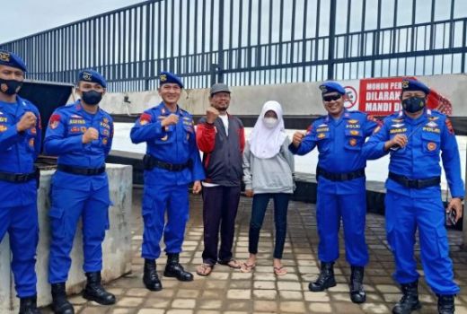 Antisipasi Cuaca Ekstrem, Satpolairud Polres Pekalongan Kota Siaga di Pantai Pasir Kencana - GenPI.co JATENG