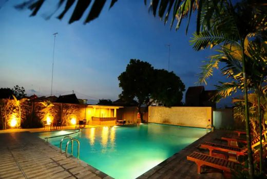 5 Rekomendasi Hotel di Rembang, Dekat dengan Pantai Utara - GenPI.co JATENG