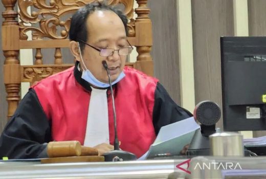 Tok! 4 Terdakwa Kasus Suap Bupati Pemalang Nonaktif Dihukum 1,5 Tahun Penjara - GenPI.co JATENG