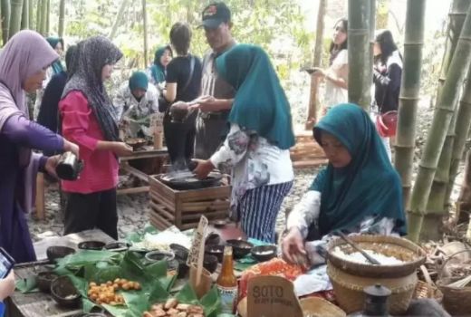5 Pasar Tradisional Unik di Jawa Tengah yang Wajib Dikunjungi - GenPI.co JATENG