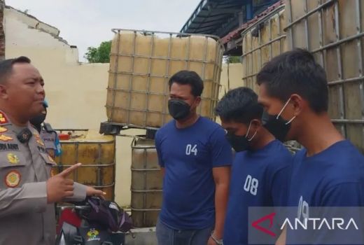 Timbun BBM Subsidi Solar 1.300 Liter, 3 Pelaku Ditangkap di Demak - GenPI.co JATENG