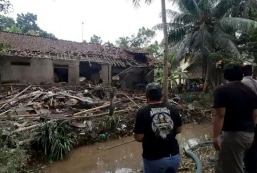 Ya Ampun! Petasan Meledak Tewaskan Seorang Pemuda di Cilacap - GenPI.co JATENG