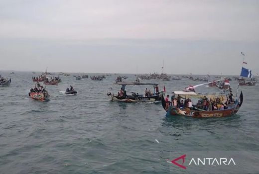 Nelayan di Pantura Jepara Pilih Tak Melaut, Ada Apa? - GenPI.co JATENG