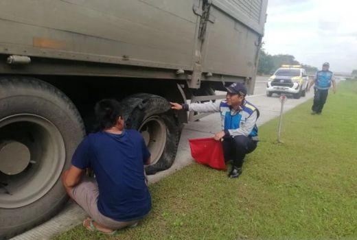 Kabar Baik! Mudik Lebaran, Ada 6 Layanan Pengisian Saldo E-Toll di Tol Semarang-Batang - GenPI.co JATENG
