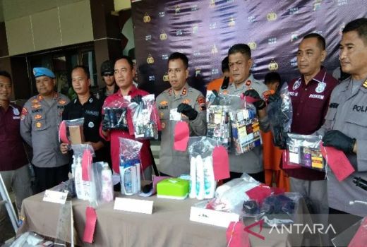 Polres Batang Bongkar Kasus Pembobolan 3 Toko, Pelakunya Spesialis! - GenPI.co JATENG
