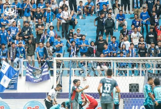Pemain Madura United Ricki Ariansyah Sempat Tak Sadar Setelah Bobol Gawang PSIS Semarang, Begini Kondisinya - GenPI.co JATENG