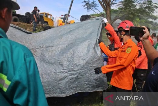 Begini Kronologi Kecelakaan Maut Tol Semarang, Diduga Rem Blong - GenPI.co JATENG