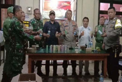 Giliran Polres Batang Sita Seratusan Petasan dan Miras saat Malam Lebaran - GenPI.co JATENG