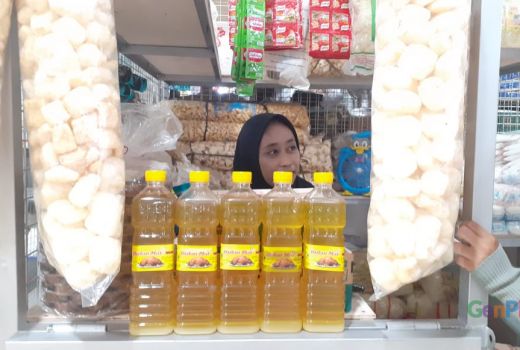 Ada Operasi Pasar, Harga Minyak Goreng di Pasar Legi Masih Mahal - GenPI.co JATENG