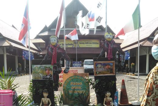 Syukuran, Ini Harapan Pedagang Triwindu Kepada Raja Mangkunegaran - GenPI.co JATENG