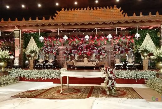 Adik Jokowi Menikah dengan Ketua MK, Hotel di Solo Laris Manis - GenPI.co JATENG