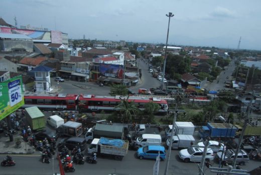 Proyek Rel Layang Simpang Joglo Solo Baru 13% - GenPI.co JATENG