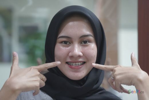 4 Cara Terbebas dari Karang Gigi, Senyum Kinclong - GenPI.co JATENG