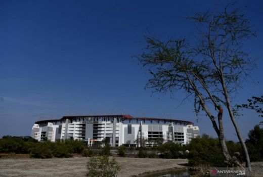 Stadion GBT Belum Layak Gelar Pertandingan Resmi, OMG! - GenPI.co JATIM