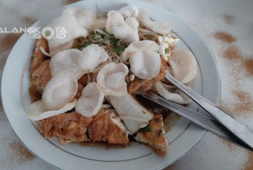 Tahu Lontong Lonceng, Makanan Legendaris di Malang - GenPI.co JATIM