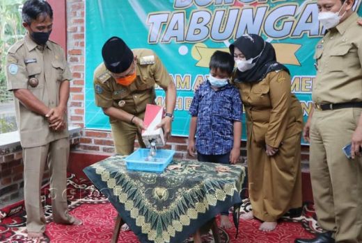 Keren Cak! Desa di Ponorogo Gelar Festival Bongkar Tabungan - GenPI.co JATIM