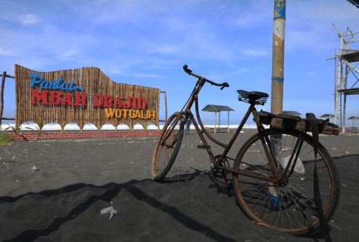 Magrove dan Pantai Mbah Drajid di Lumajang, Indah Banget! - GenPI.co JATIM