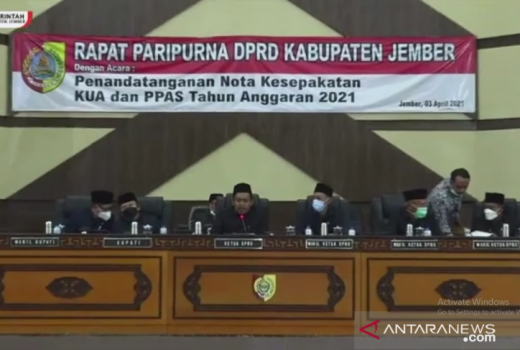 Tok! Bupati Jember dan Ketua DPRD Sepakat KUA PPAS APBD 2021 - GenPI.co JATIM