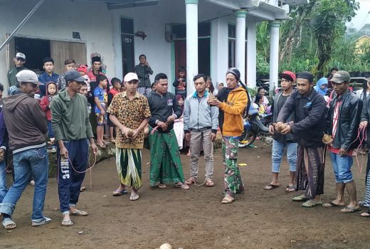 Keren Nih, Warga di Lumajang Pertahankan Permainan Tradisional - GenPI.co JATIM