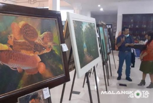 Astra Citra Perupa Malang Ubah Lobi DPRD Bak Galeri Seni - GenPI.co JATIM