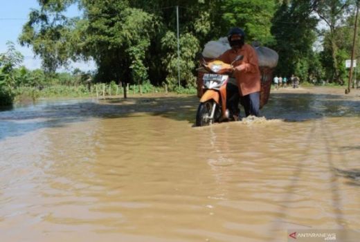 Peringatan BMKG Terbukti, Sejumlah Desa di Madiun Terendam Banjir - GenPI.co JATIM