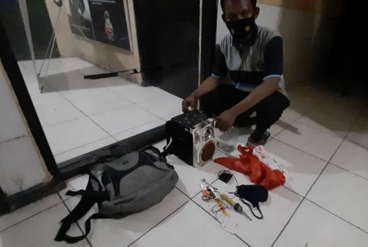 Pengakuan Pemilik Tas yang Sempat Dikira Bom, Bikin Ngakak - GenPI.co JATIM