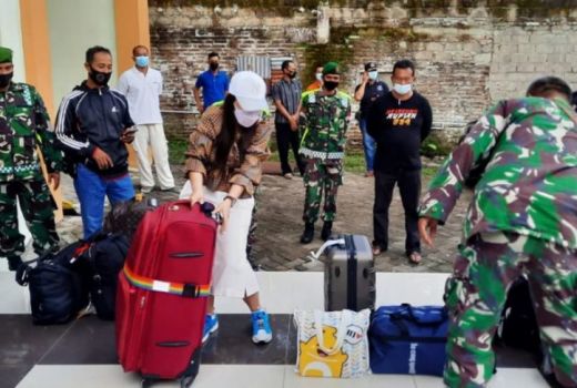 Pekerja Migran Asal Magetan Jalani Karantina Sebelum Pulang - GenPI.co JATIM