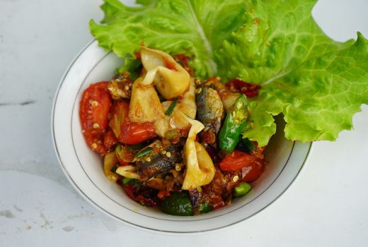 Warga di Lumajang Olah Jamur Merang Jadi Enak Buat Buka Puasa - GenPI.co JATIM