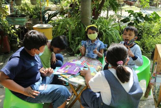 Perpustakaan Herbal Punya Dampak Positif Buat Warga, Mantap - GenPI.co JATIM