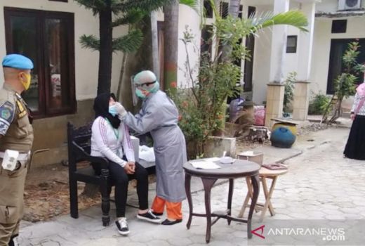 667 Pekerja Migran Pamekasan Pulang, 7 Orang Positif Covid-19 - GenPI.co JATIM