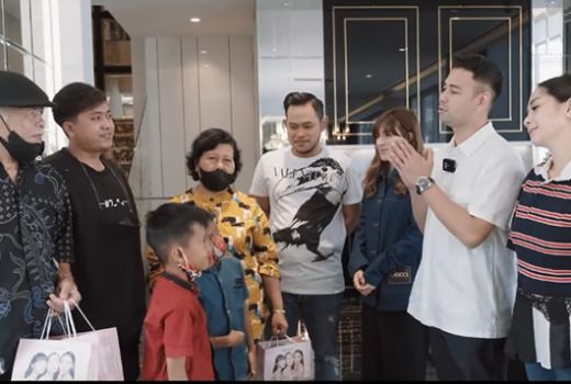 Gilang dan Raffi Ahmad Ajak Keluarga Agung Nginap di Hotel - GenPI.co JATIM