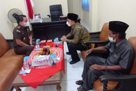 Warga Surabaya Kini Dapat Adukan Korupsi Melakui Aplikasi ini - GenPI.co JATIM