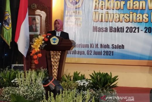 Jabat Rektor Unitomo, Adik Menkopolhukam Sampaikan ini - GenPI.co JATIM