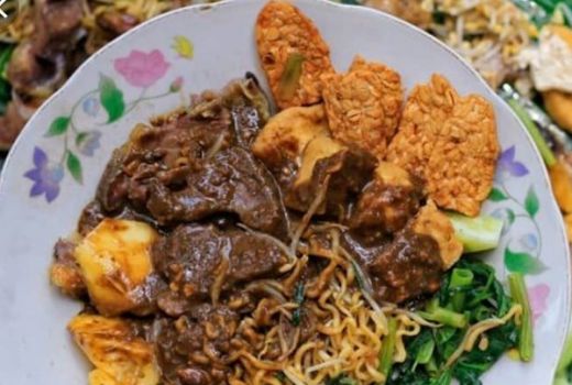 Coba 3 Rujak Cingur di Surabaya, Bikin Nagih! - GenPI.co JATIM