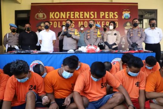 Polres Mojokerto Amankan Kurir Pembawa Sabu-sabu Seberat 500 Gram - GenPI.co JATIM