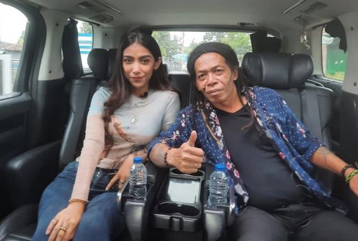 Intip Gaya Me Time Crazy Rich Sidoarjo, Bikin Bioskop Pribadi - GenPI.co JATIM