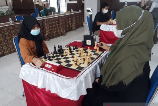 Persiapan PON Papua, Atlet Catur Gelar Uji Tanding - GenPI.co JATIM