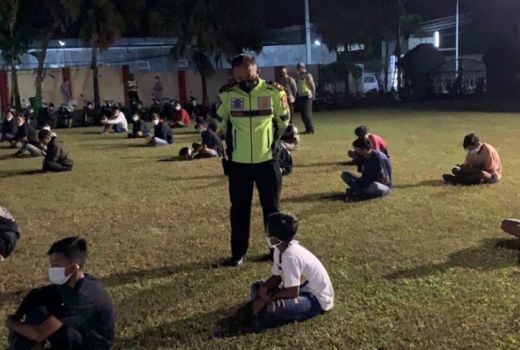 Polisi Amankan Ratusan Remaja Balap Liar, Kapok! - GenPI.co JATIM