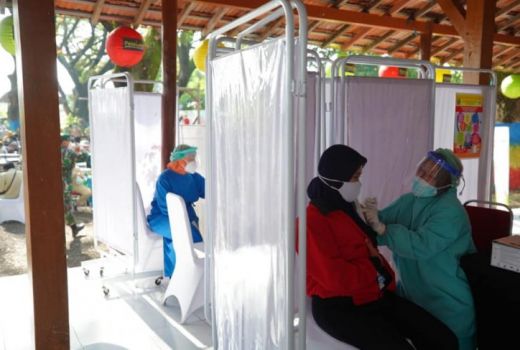 25 Persen Penduduk Madiun Telah Tervaksin - GenPI.co JATIM