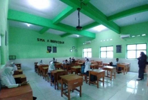 SMA/SMK di Jatim Tetap Gelar Tatap Muka dengan Syarat Ketat - GenPI.co JATIM