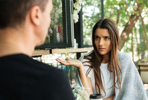 Kenali Tanda-tanda Toxic Relationship, Simak - GenPI.co JATIM